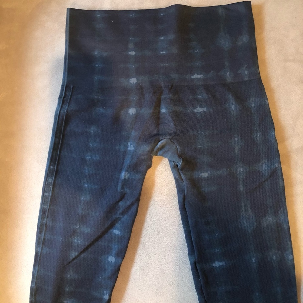 Spanx Leggings Size Medium